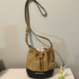 Michael Kors Tan and Black Pebble Leather Bucket Crossbody Bag.
